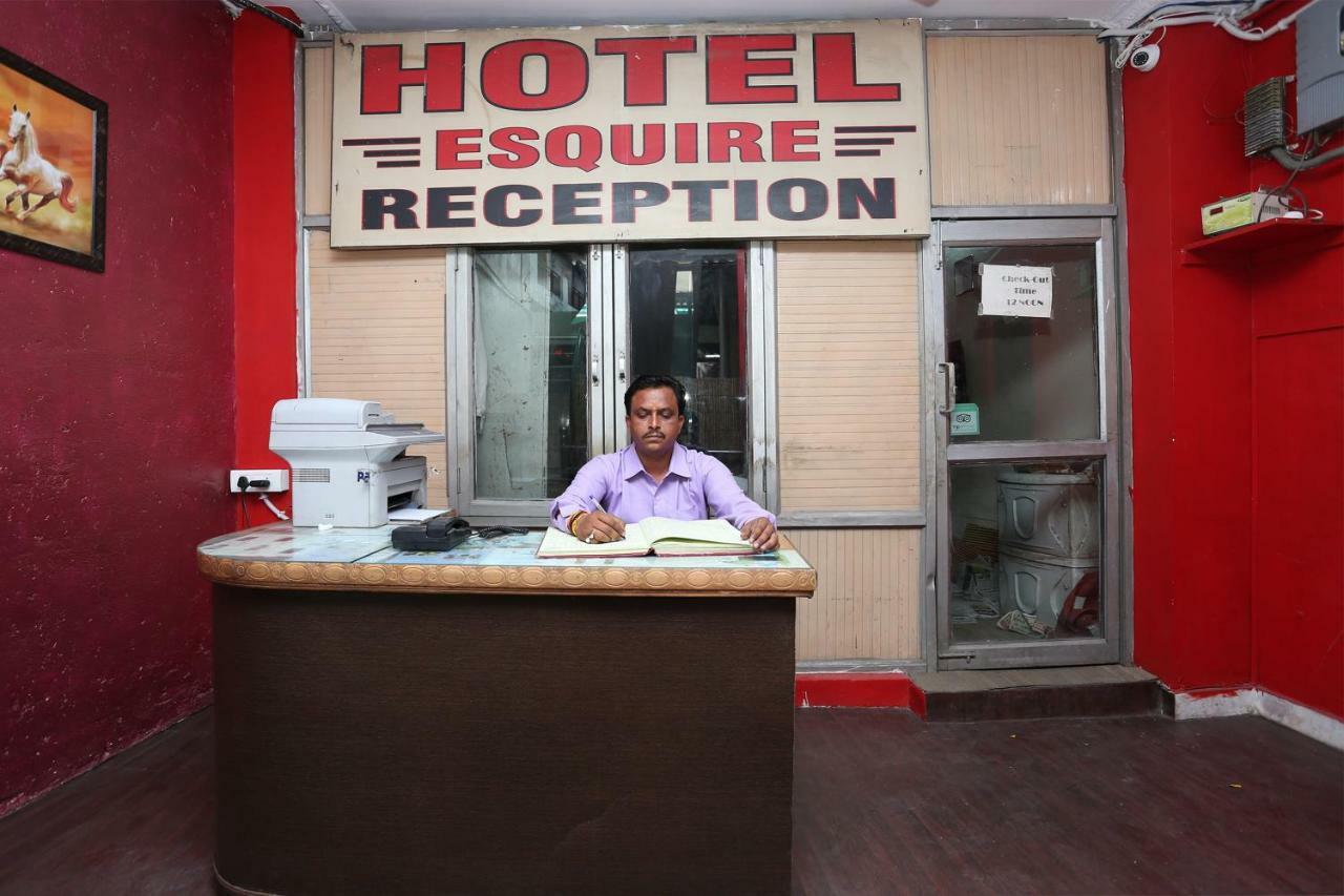 Oyo 39830 Hotel Esquire Meerut Dış mekan fotoğraf